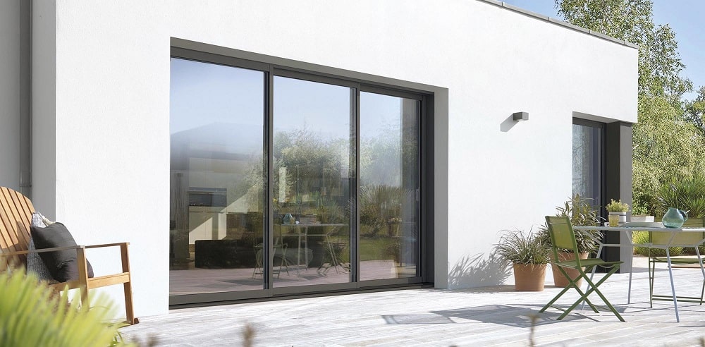 fenêtres aluminium dans un style traditionnel c'est possible