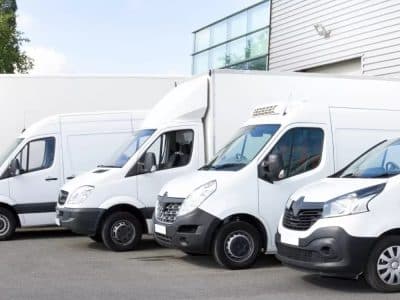 camionnette avec hayon